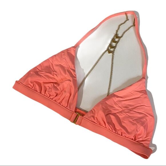 Beach Bunny Bikini Top - Picture 1 of 9